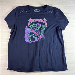 Black Graphic Tee‎ - Short Sleeve